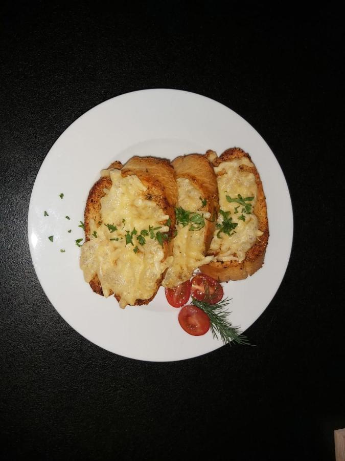 Przystanek Roszkow -Noclegi I Restauracja Esterno foto